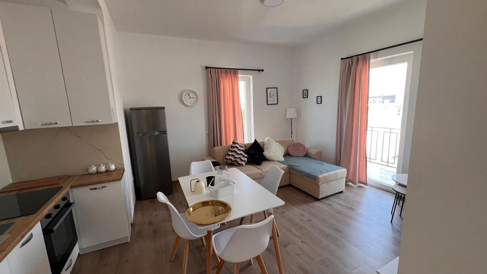 Golden Heart Apartments Durrës 0*,